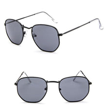Load image into Gallery viewer, Classic Vintage Sunglasses