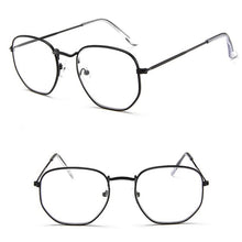 Load image into Gallery viewer, Classic Vintage Sunglasses