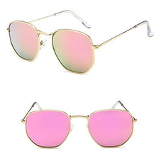 Load image into Gallery viewer, Classic Vintage Sunglasses