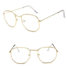 Load image into Gallery viewer, Classic Vintage Sunglasses