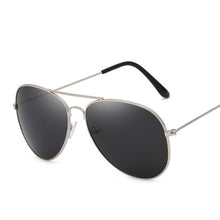 Load image into Gallery viewer, Pilot Design Sunglasses
