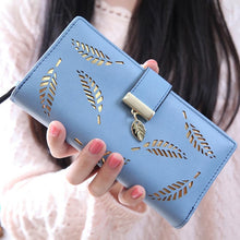 Load image into Gallery viewer, Luxury Hollow Out Leaf Purse
