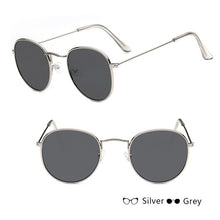 Load image into Gallery viewer, Classic Small Frame Round Sunglasses
